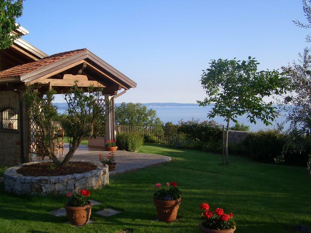 Homestay Cosy In With Sea View Trieste